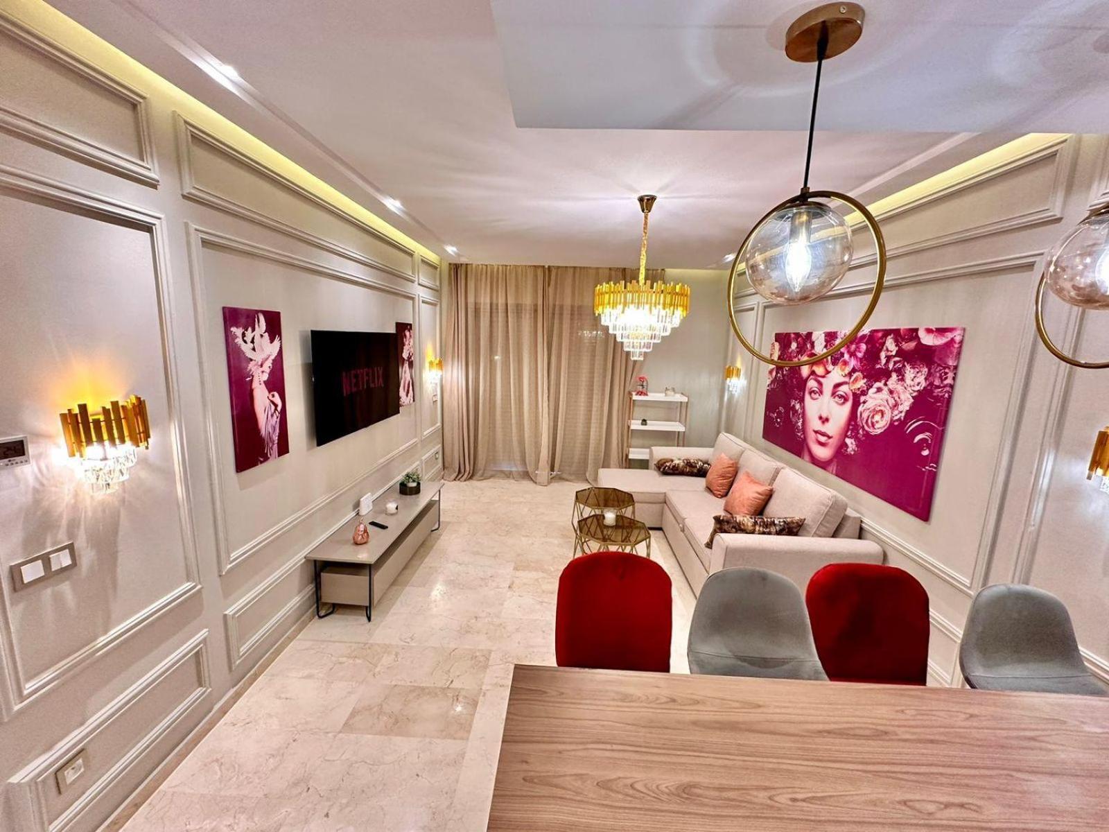 Appartement Luxueux Avec Piscine 10 Minutes Du Centre Ville 마라케시 외부 사진