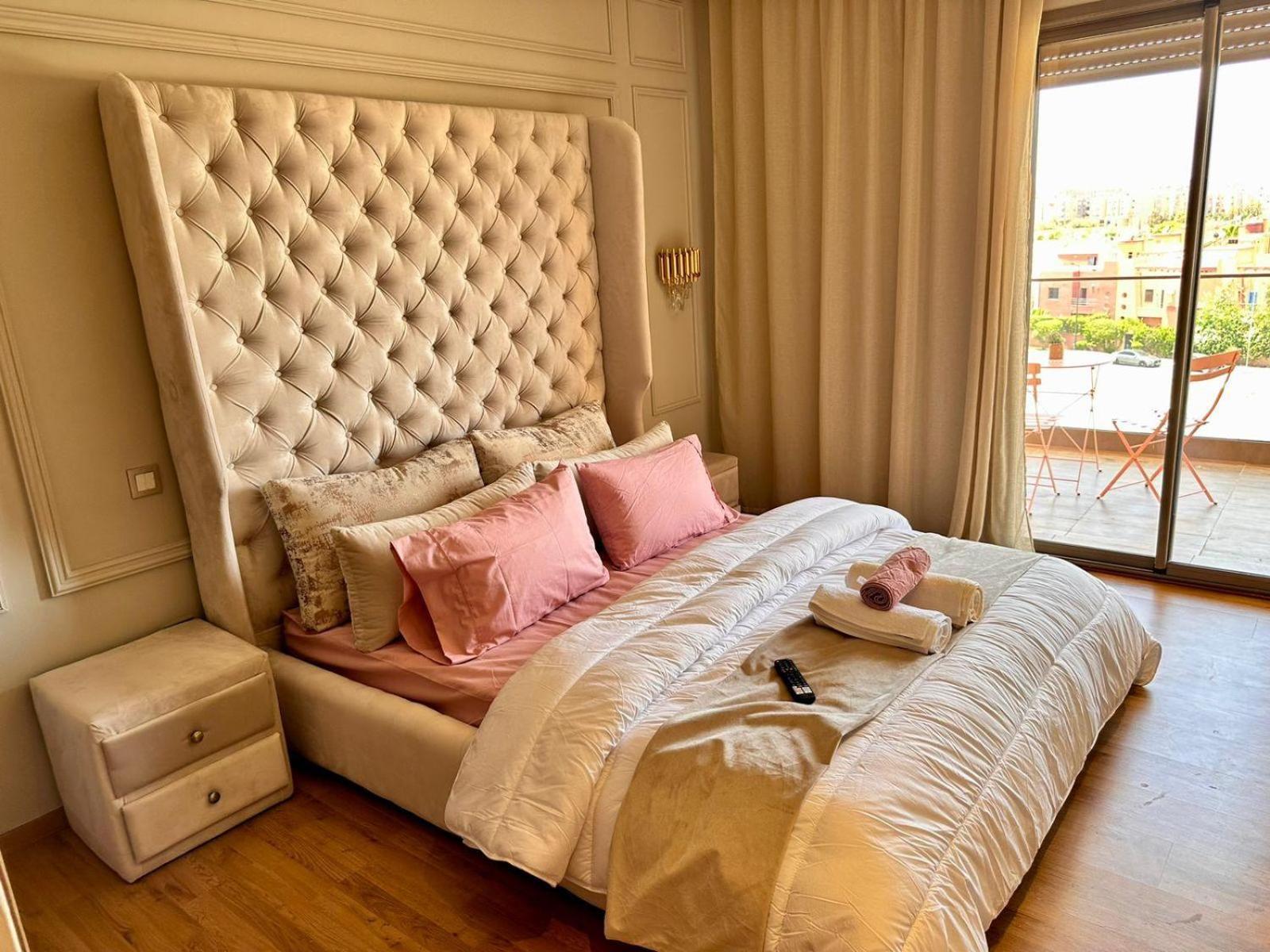 Appartement Luxueux Avec Piscine 10 Minutes Du Centre Ville 마라케시 외부 사진