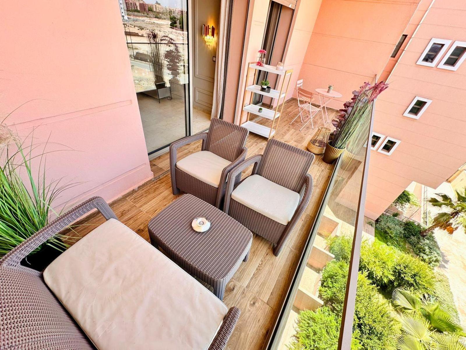 Appartement Luxueux Avec Piscine 10 Minutes Du Centre Ville 마라케시 외부 사진
